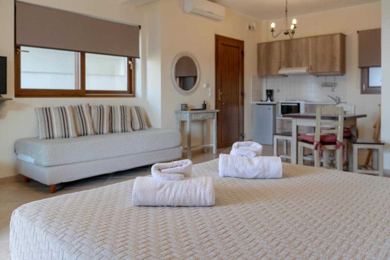 Limniónas Αlissachne Suites מראה חיצוני תמונה